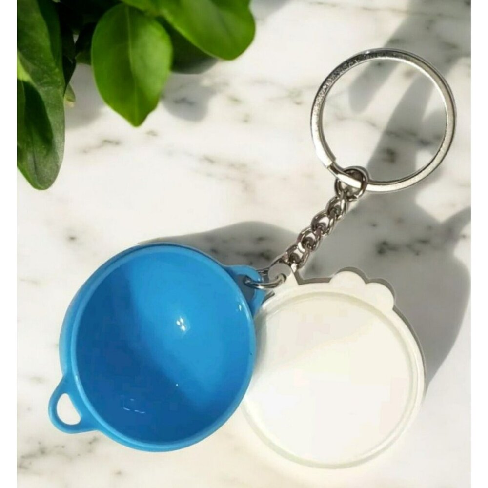New Tupperware Keychain Pill Container Thats a Jumbo Bowl Removable Lid Blue VTG